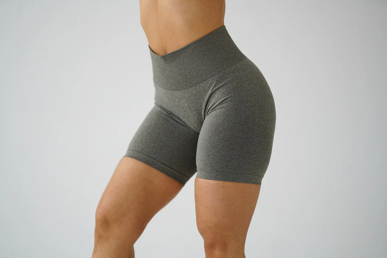 Curve Shorts - Khaki - Image 3