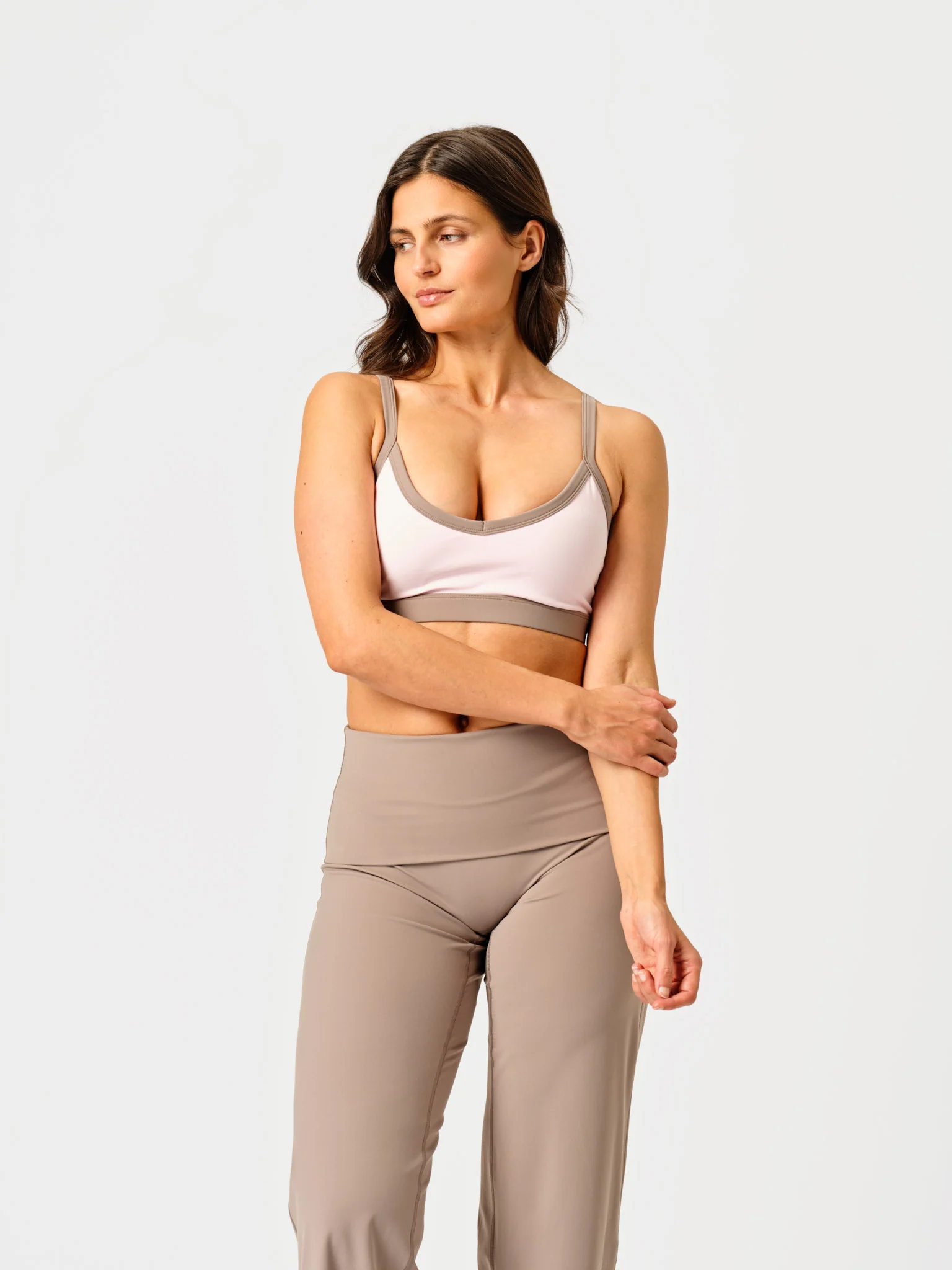 Elevate Contrast Bra Baby Pink - Image 2