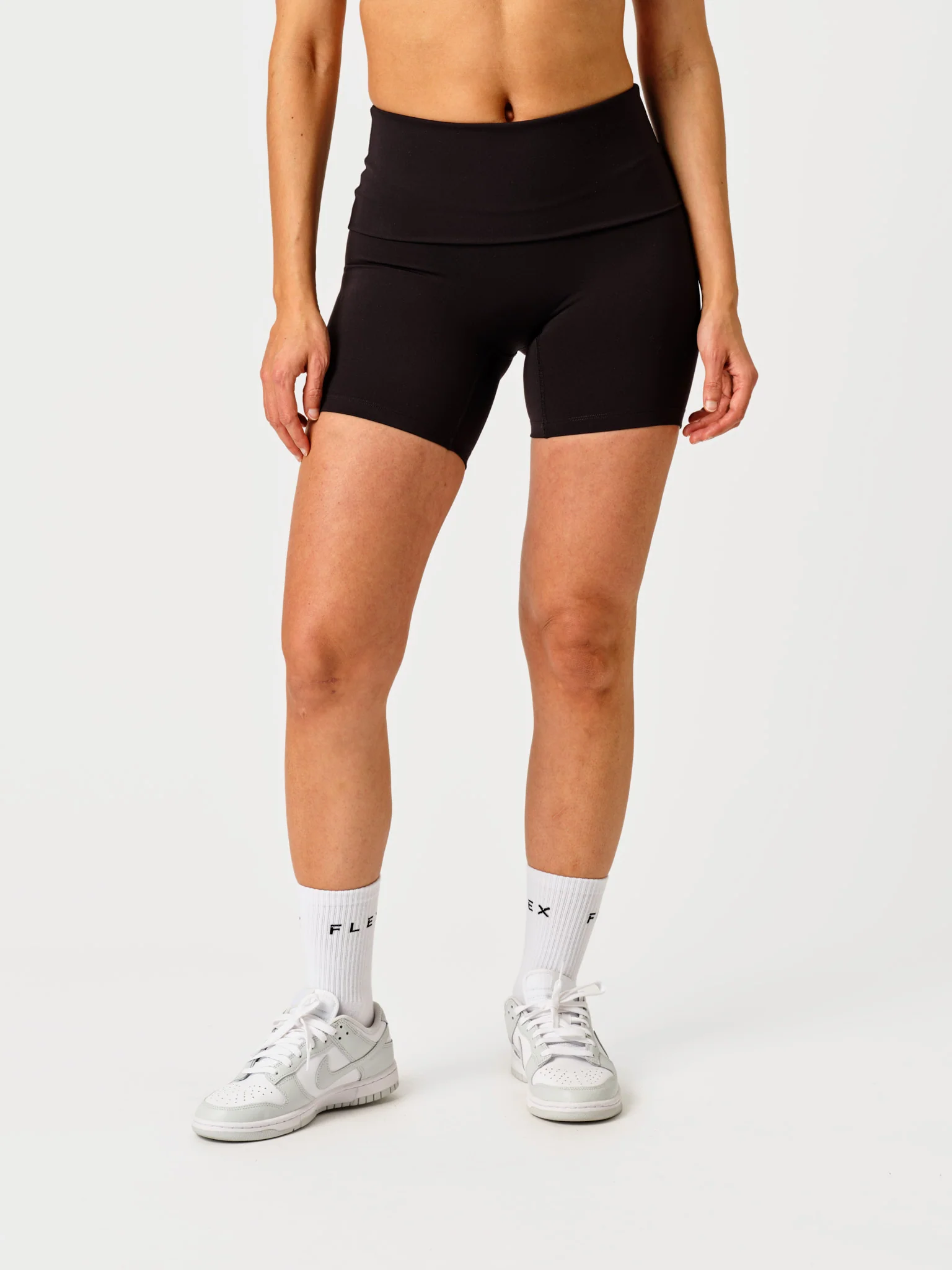 Foldover Shorts Black - Image 3