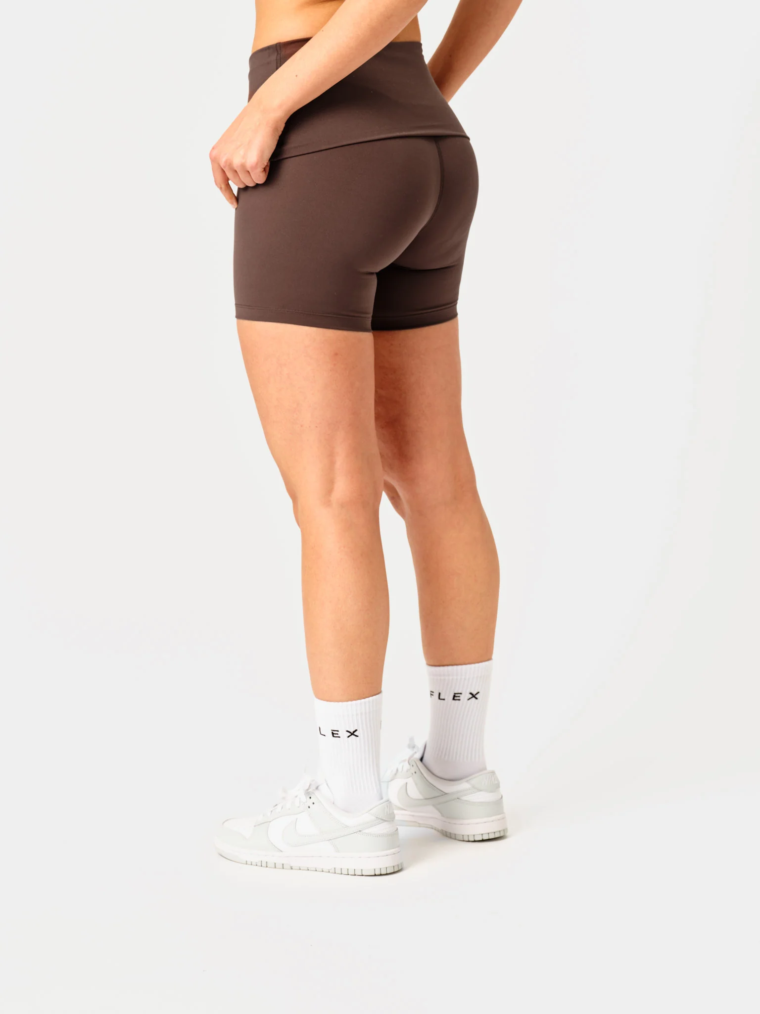 Foldover Shorts Espresso - Image 3