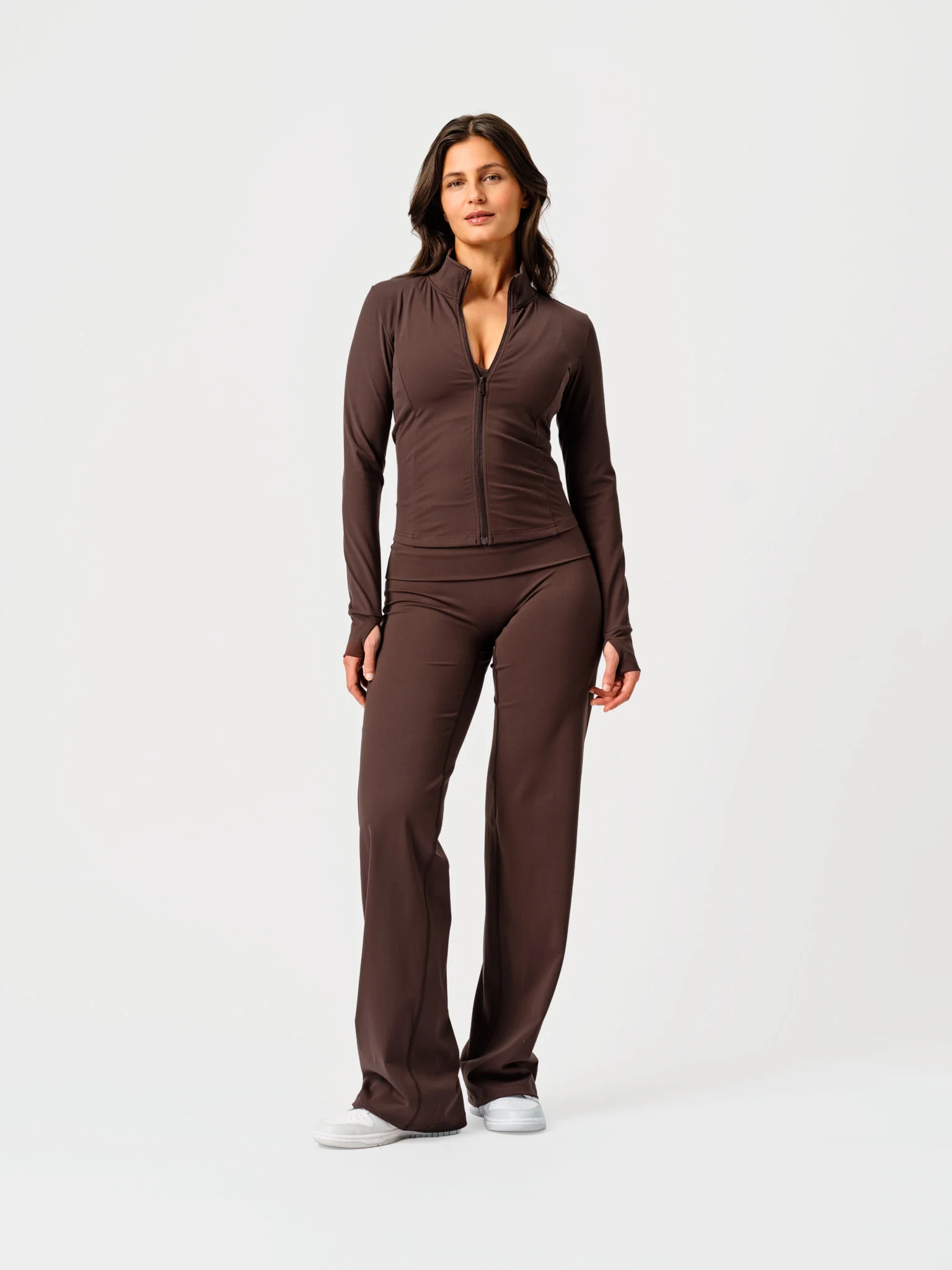 Form Fitted Zip Espresso - Image 3