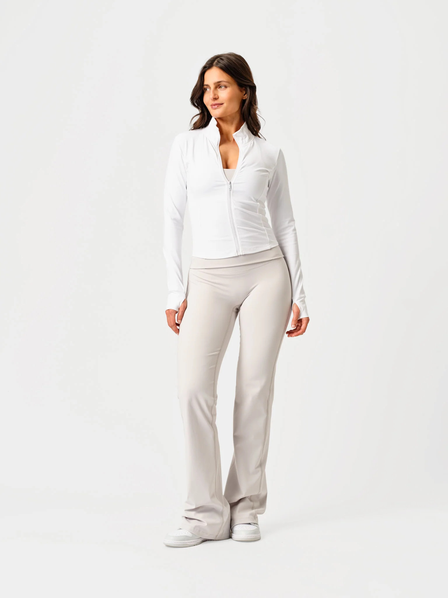 Form Fitted Zip White - Image 4