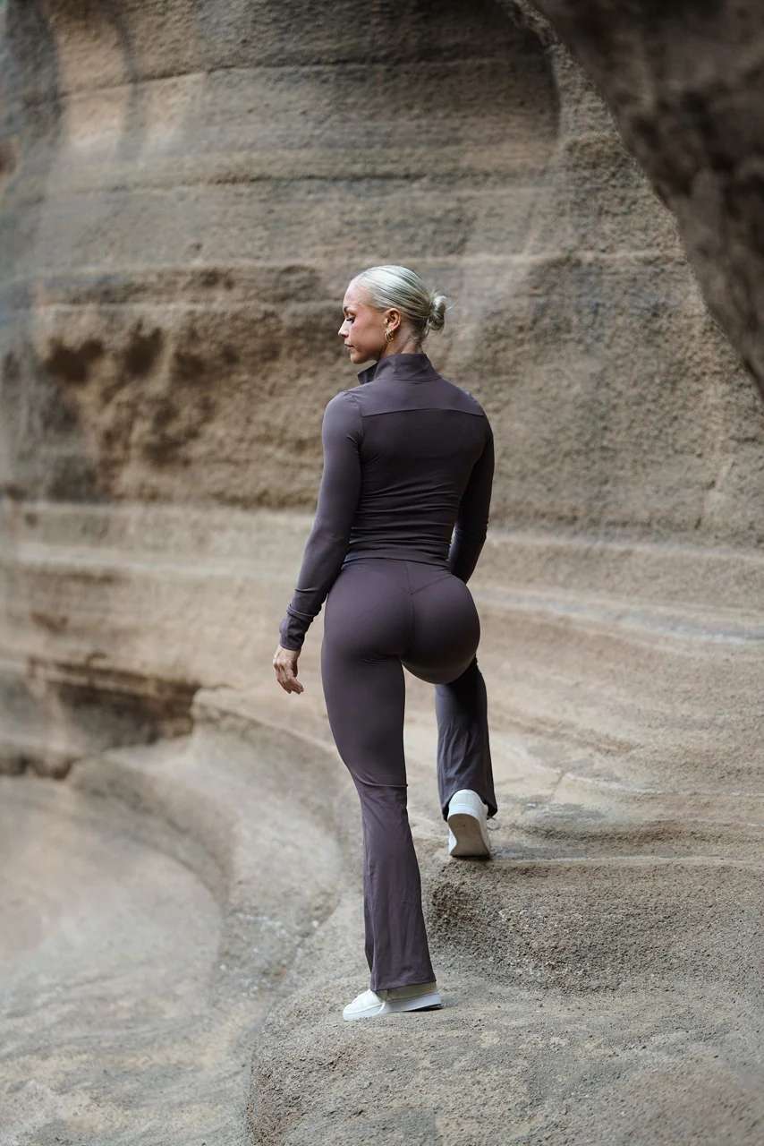 Opule Yoga pant - Espresso - Image 8