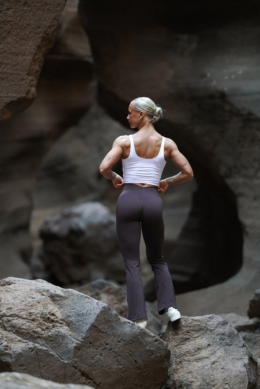 Opule Yoga pant - Espresso - Image 9