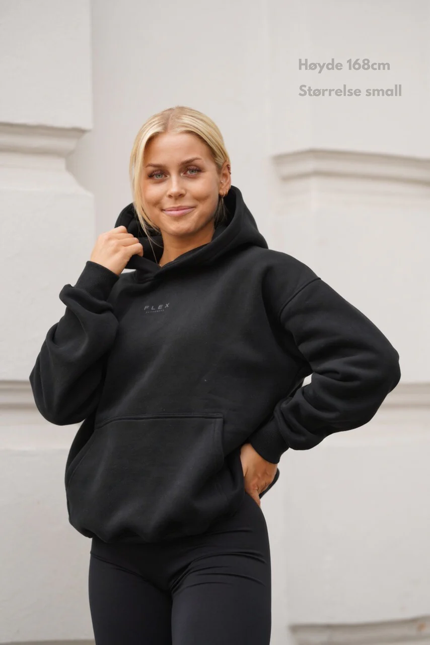 Studio Hoodie Black - Image 3
