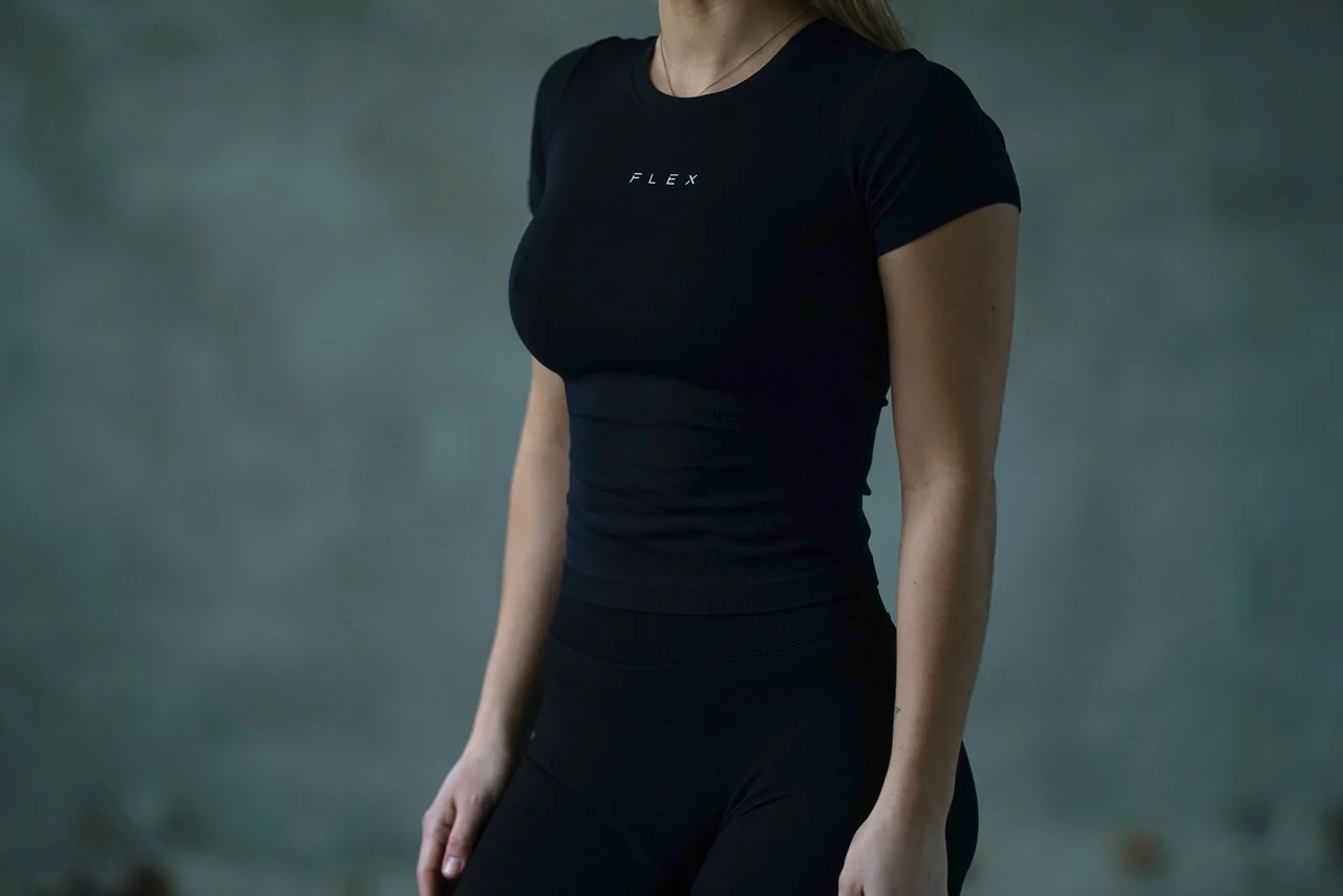 Prime T-shirt - Black - Image 8