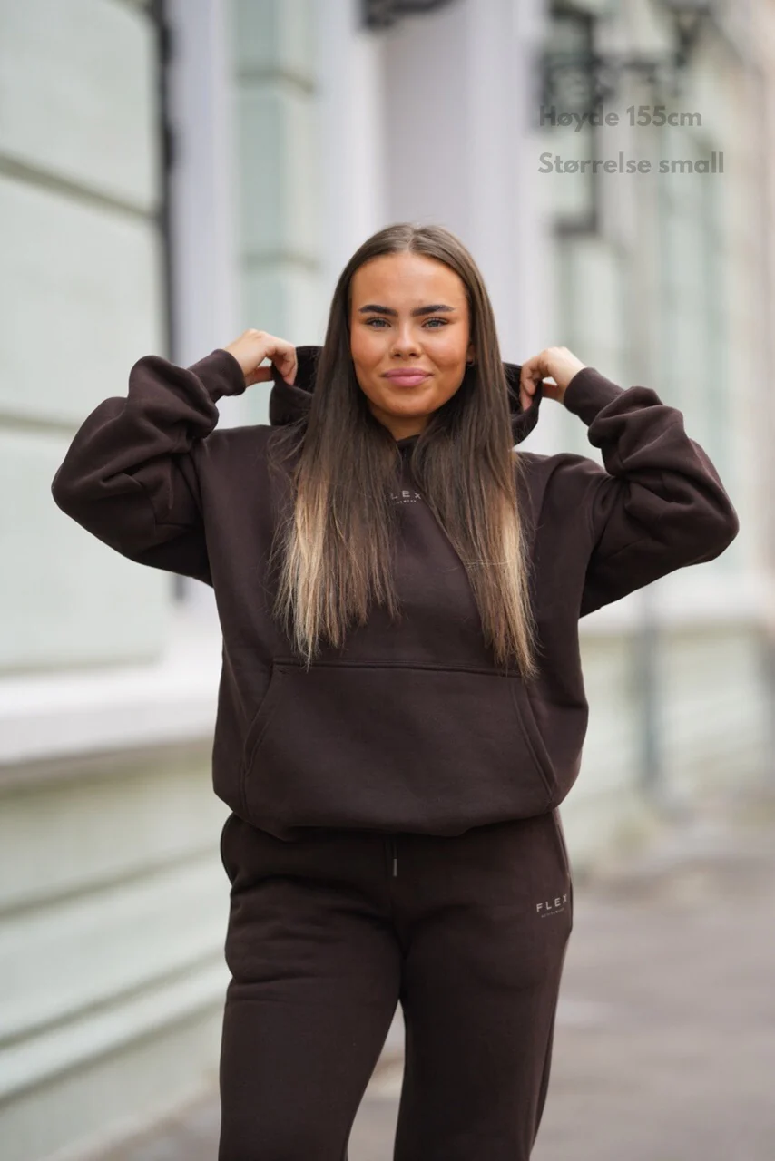 Studio Hoodie Brown - Image 10