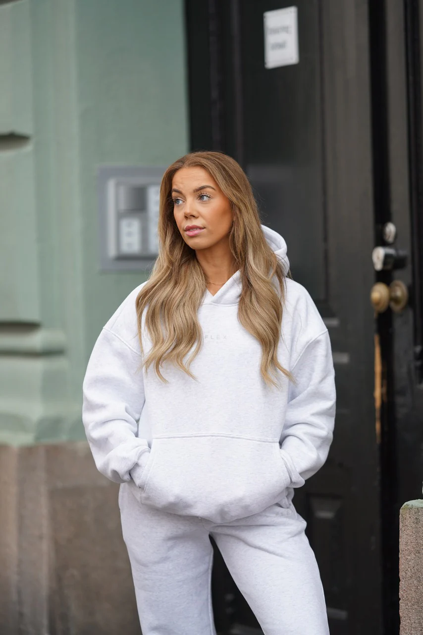 Studio Hoodie Grey - Image 7
