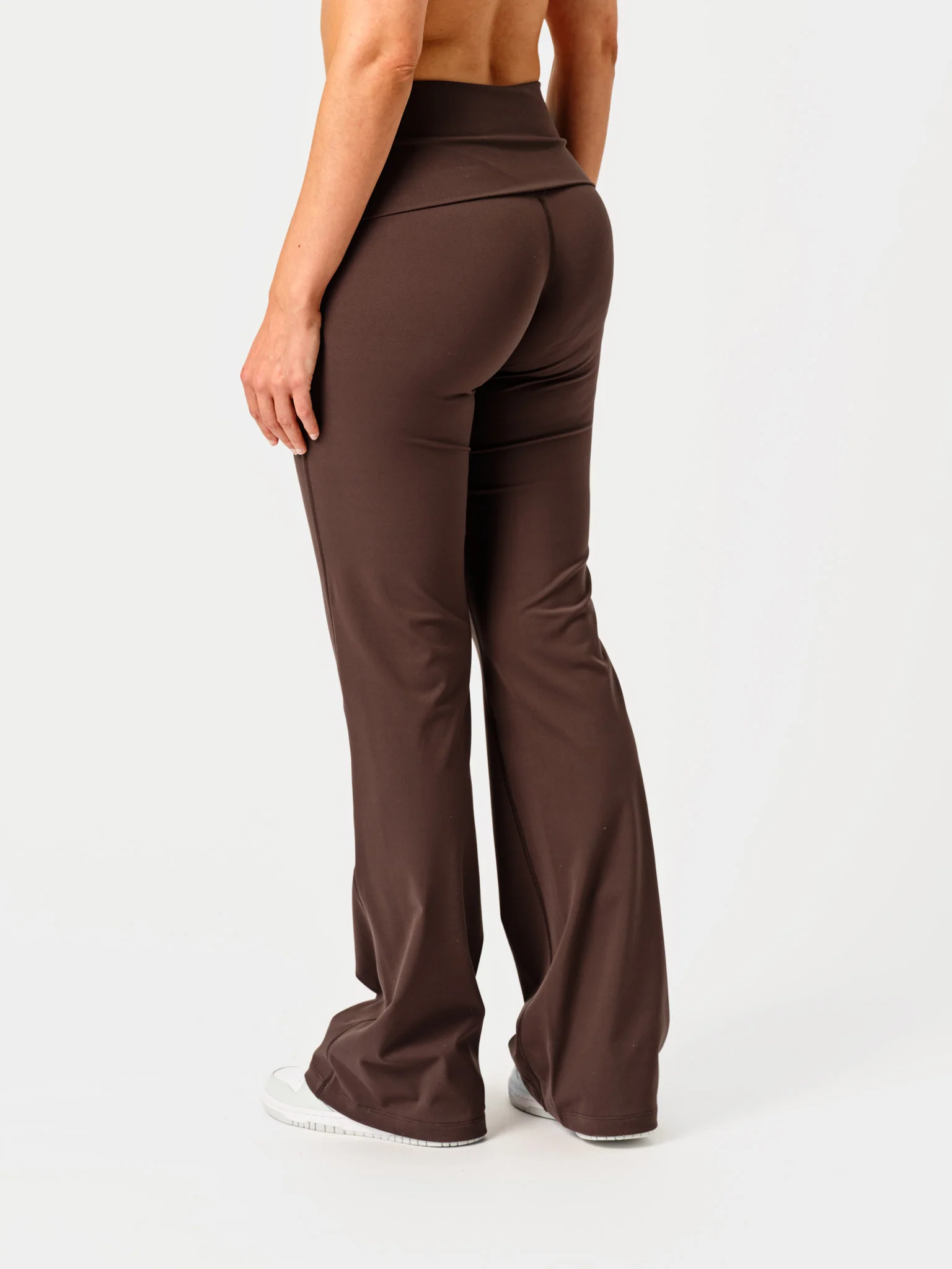 Yoga Flare Foldover Espresso - Image 3